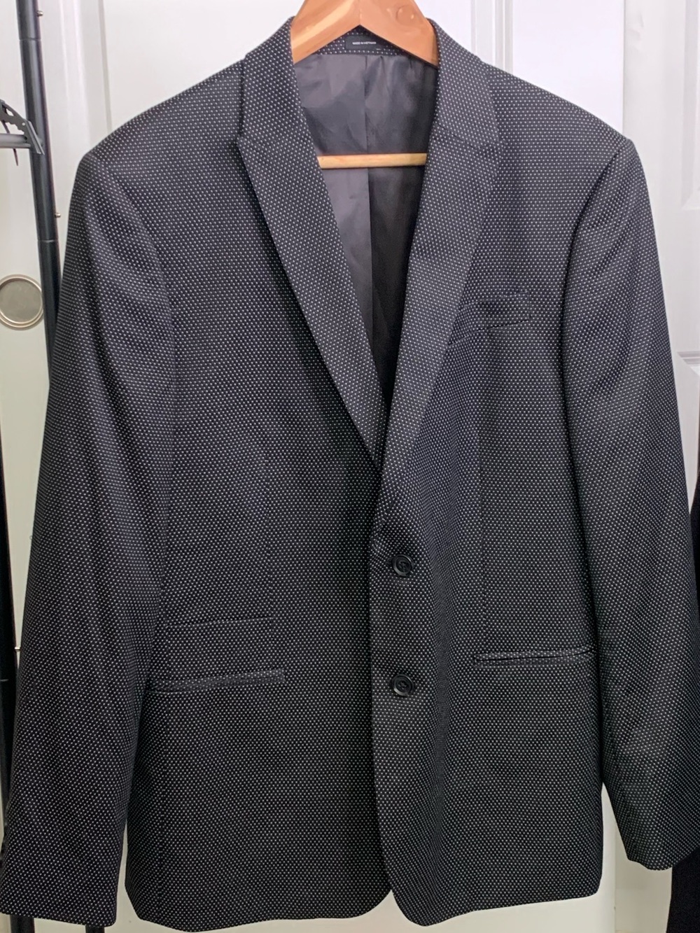 jf j.ferrar Black Charcoal Microdot Sport Coat